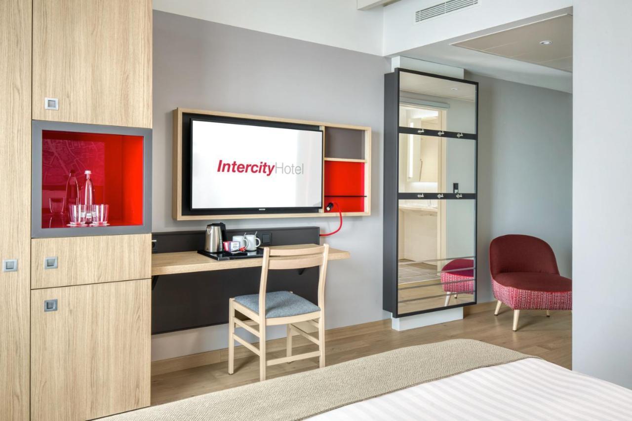 Intercityhotel Zurich Airport Rumlang Bagian luar foto