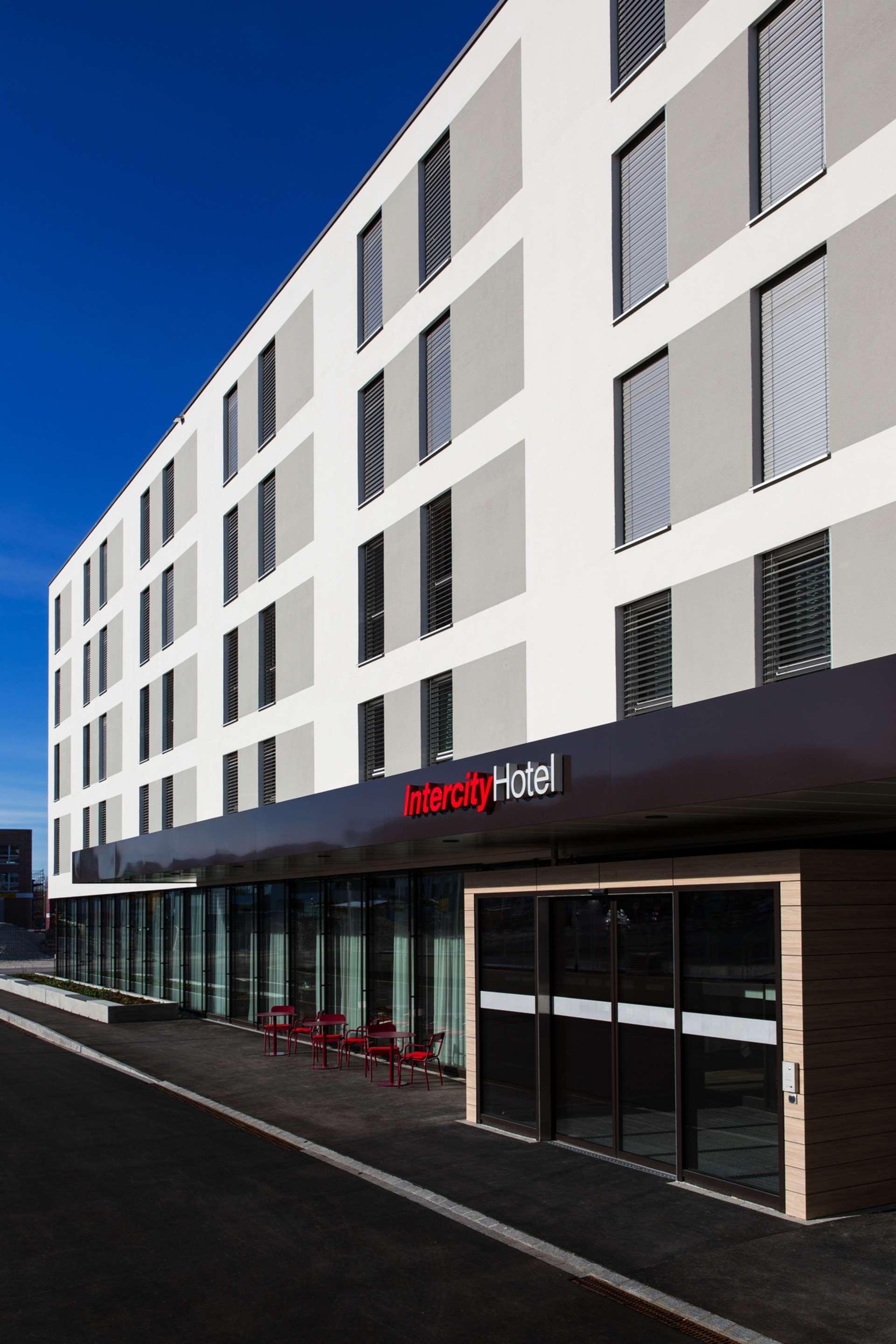 Intercityhotel Zurich Airport Rumlang Bagian luar foto